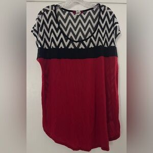 Julie’s Closet 3X Red and Black Chevron Women's Top